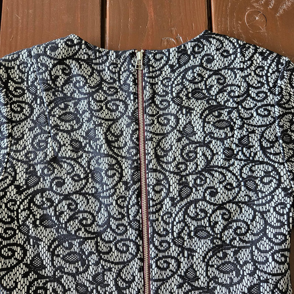 Aritzia Wilfred Women's Mignonne Floral Black & Gray Sheath Dress. Size S - Picture 5 of 9